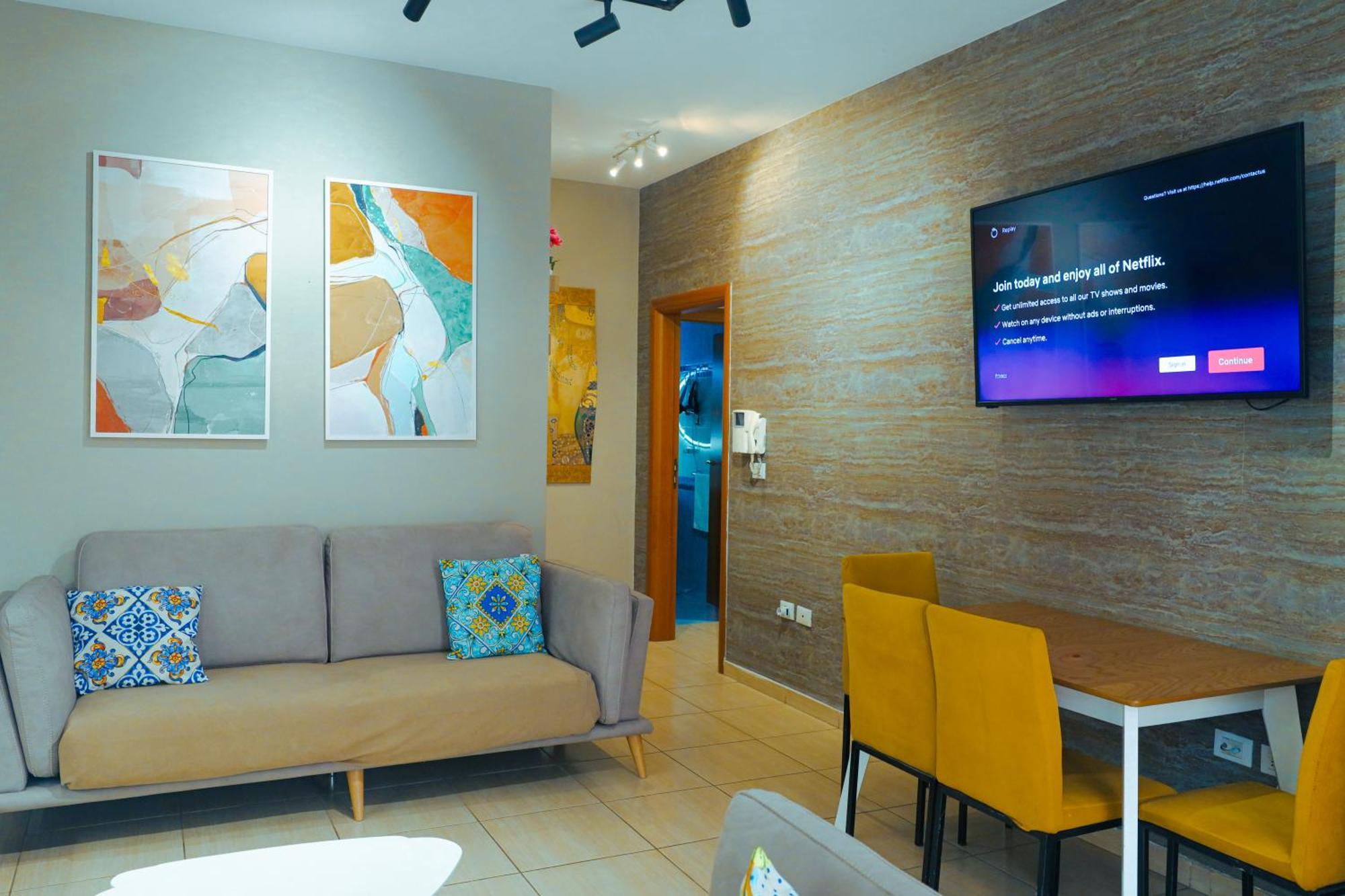 Middle Center Gallery 1 Skanderbeg Square Τίρανα Εξωτερικό φωτογραφία